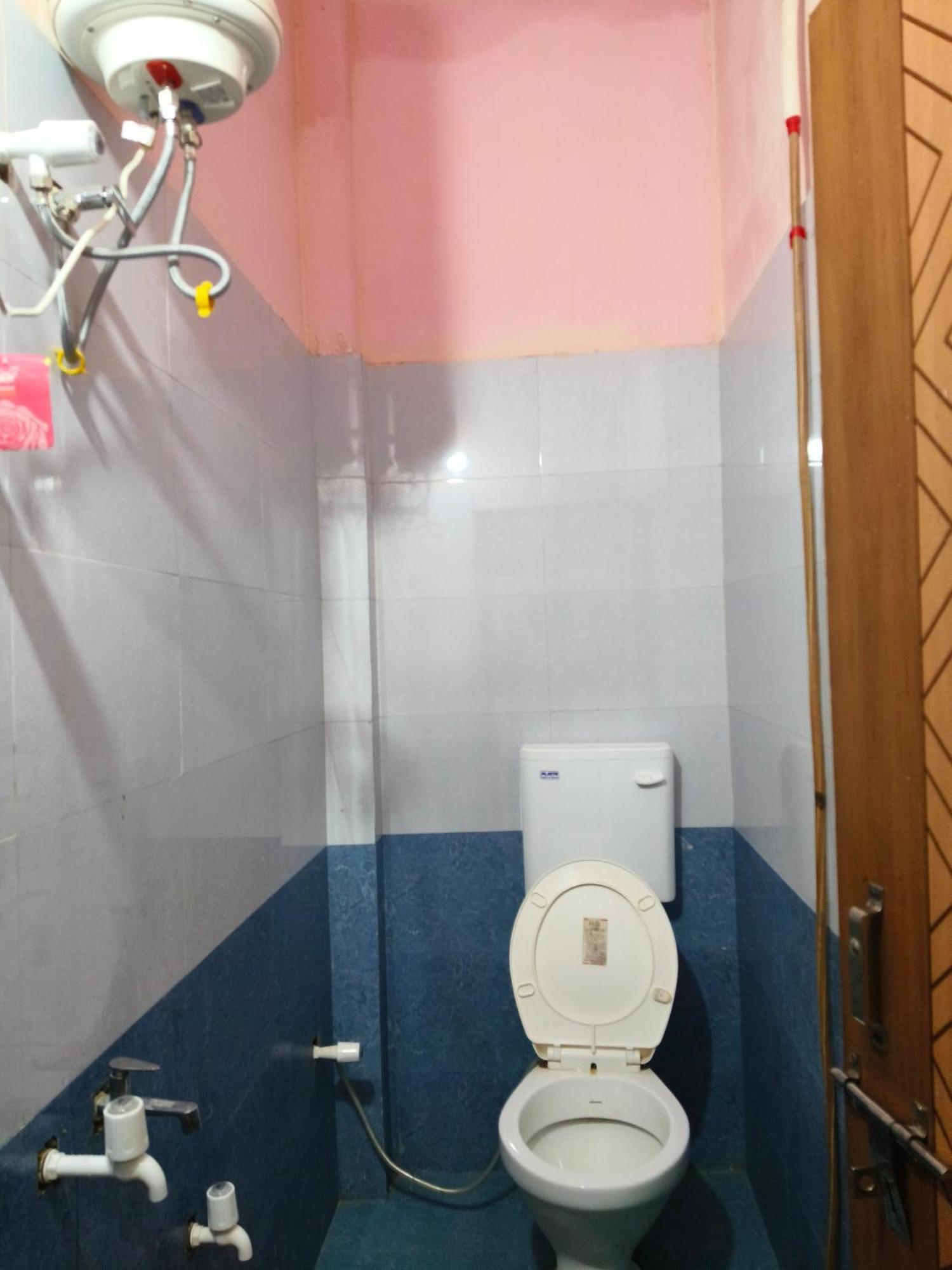 Rameshwar Dham Andhra Bhavan Naimisharanya Extérieur photo